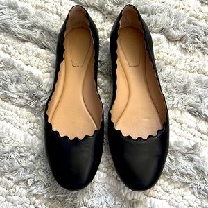 Chloe Lauren black Leather Scalloped Flats
